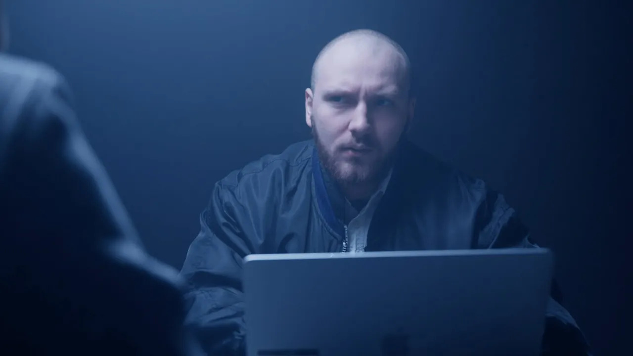 Sketch Interrogatoire de Police